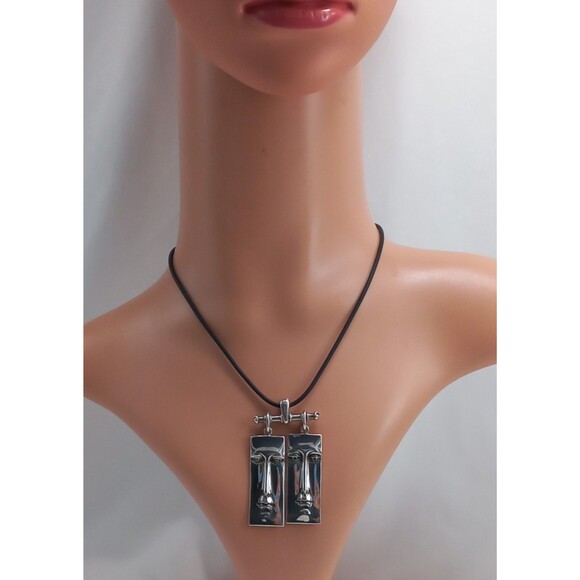 SERGIO BUSTAMANTE Guernica Double Faces Pendants Necklace - Picture 11 of 12